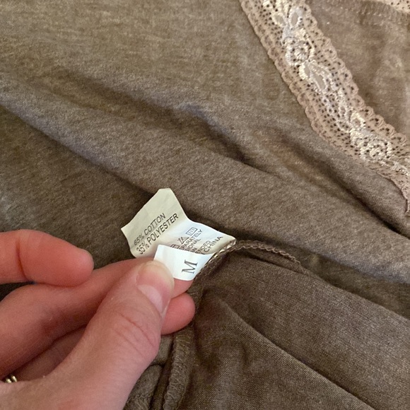 NWOT MD Tan Oversized See Through Lace Short Sleeve V Neck Shirt - Picture 10 of 10